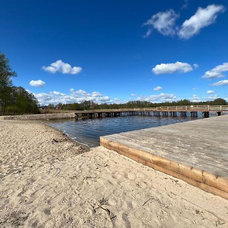 Domek Nad Jeziorem Piasutno Mazury المظهر الخارجي الصورة