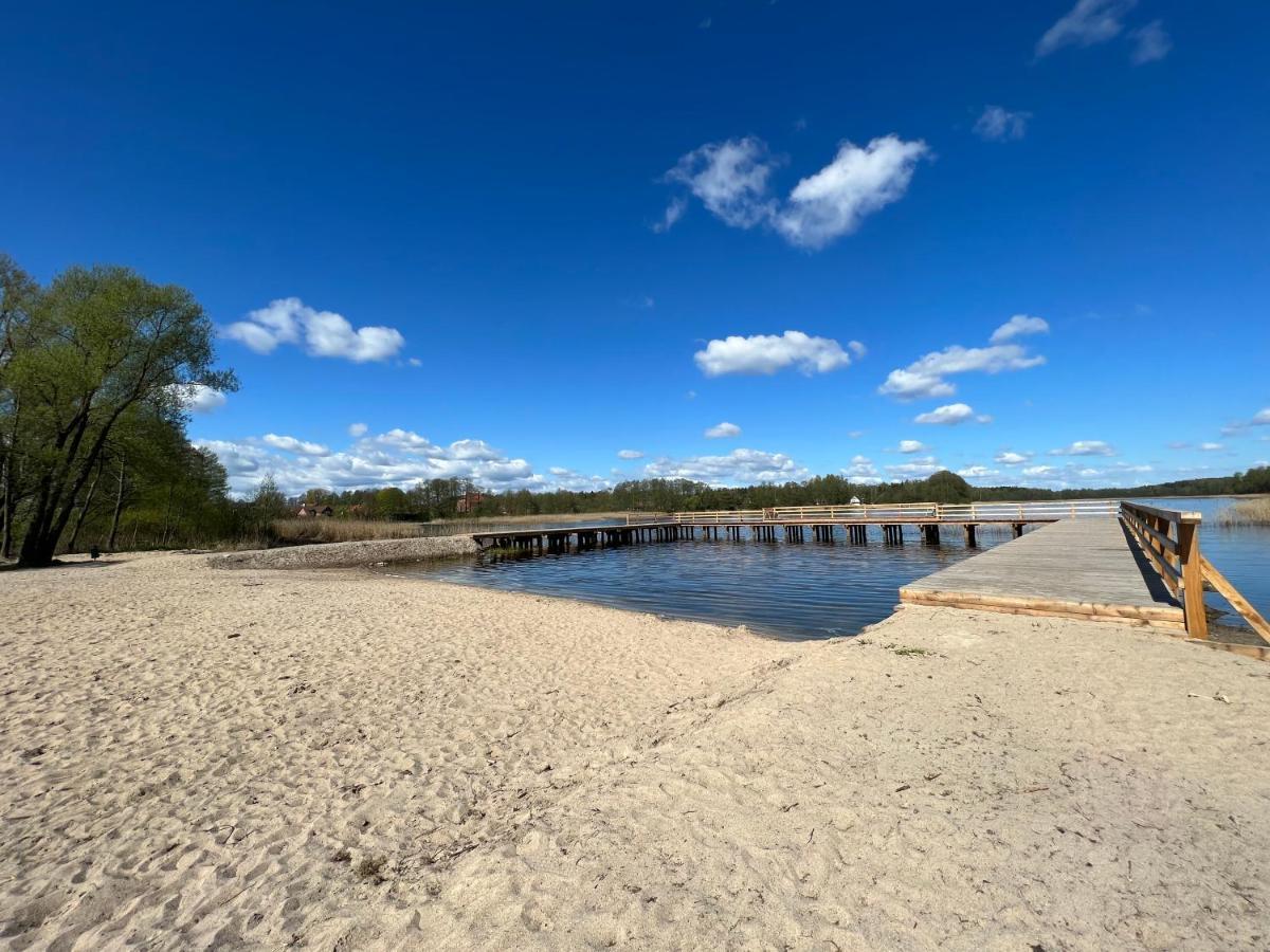 Domek Nad Jeziorem Piasutno Mazury المظهر الخارجي الصورة